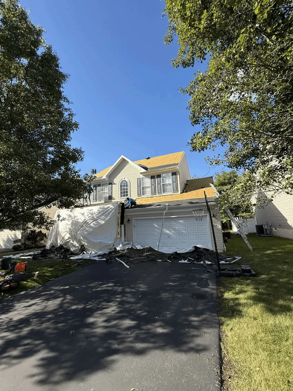Paramount Home Solutions Replaces A Full Roof In Jamison, Pennsylvania