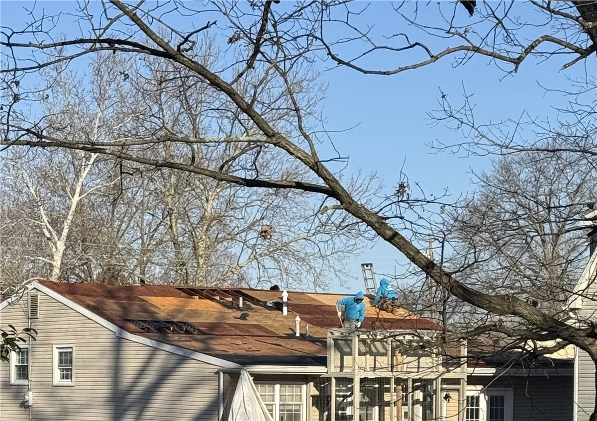 Expert Roofing Project Near You on Sherwood Dr