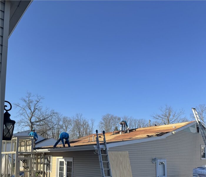 Expert Roofing Project Near You on Sherwood Dr
