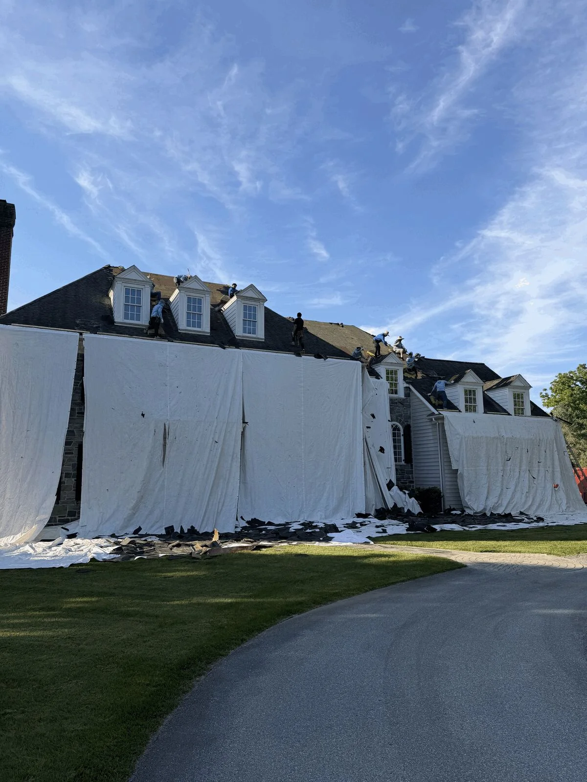 Paramount Home Solutions Replaces A Full Roof In Malvern, Pennsylvania
